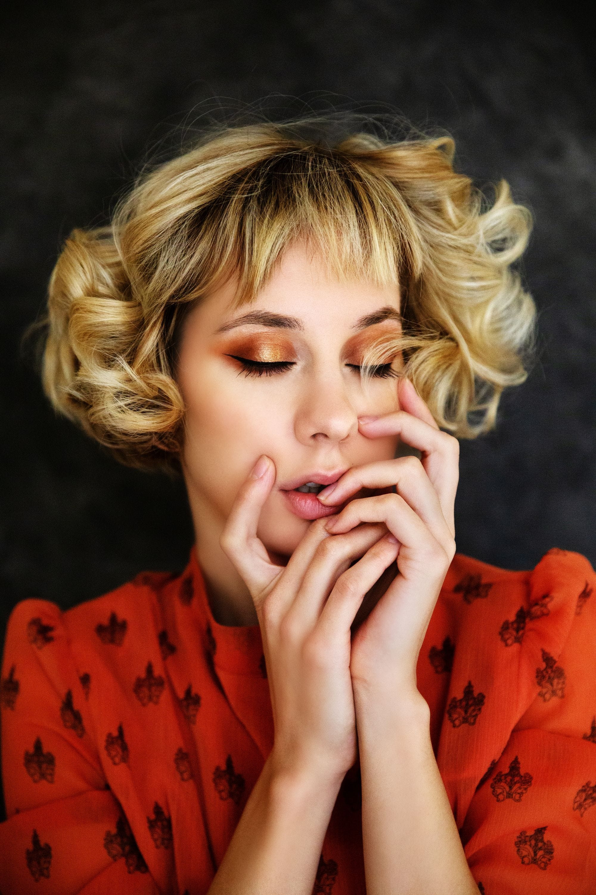 © 2019 Aliona Kuznetsova